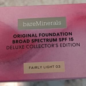 bareMinerals Makeup - bareMinerals Deluxe Collector's Edition Foundation bareMinerals Makeup - bareMinerals Deluxe Collector's Edition Foundation